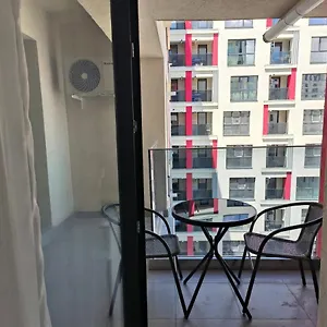 At The Plaza 2 Apartament